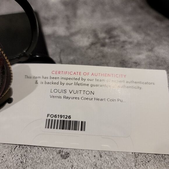 Louis Vuitton Vernis Rayures Coeur Heart Coin Purse Authentic - Picture 4 of 4